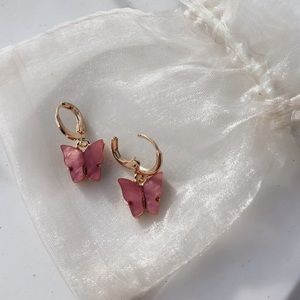 Butterfly Huggies ✨ Small Hoop Earrings ꕥ